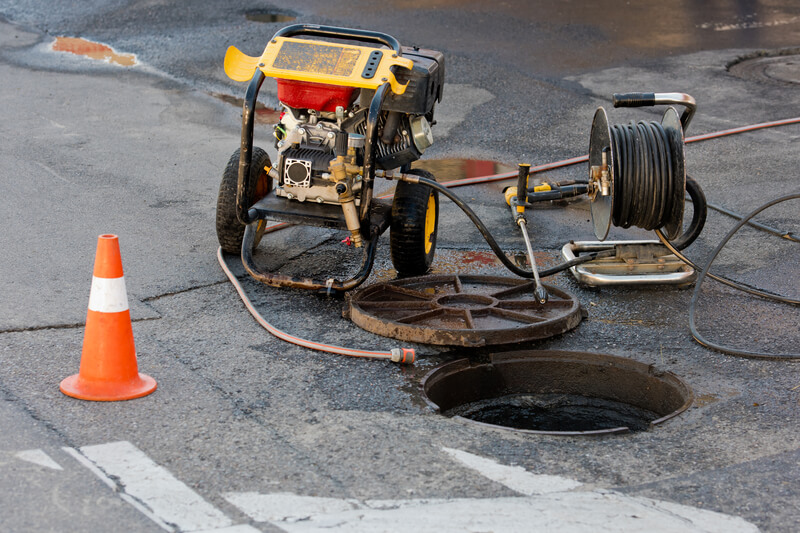 CCTV-drain-dreamstime_s_198595657